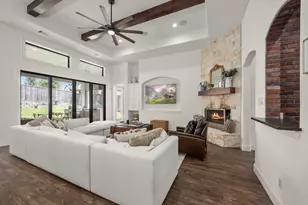 1715 Mission Oaks Ct, Conroe, TX 77304 - Photo 17