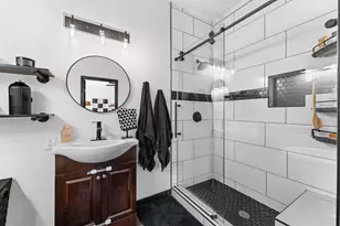 10002 Twisted Oak, Baytown, TX 77521 - Photo 21