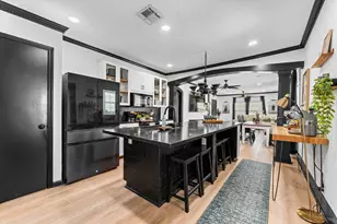 10002 Twisted Oak, Baytown, TX 77521 - Photo 13