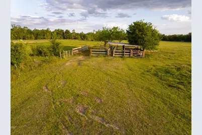 000 Fm 1696, Huntsville, TX 77340 - Photo 23