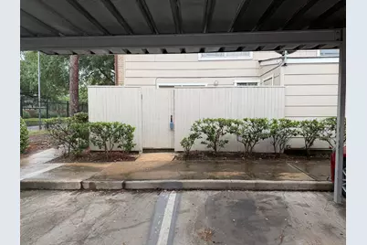 2110 Wilcrest Drive #101, Houston, TX 77042 - Photo 5