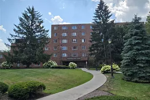 3105 Devonshire Rd, Cleveland, OH 44109 - Photo 7