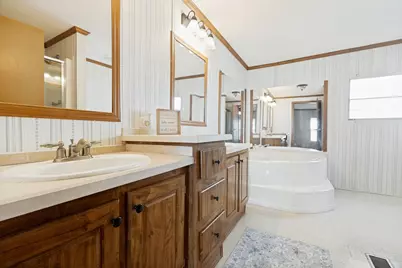 207 Vivian Road, Onalaska, TX 77360 - Photo 21