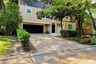 7 Leisure Ln, The Woodlands, TX 77380 - Photo 3