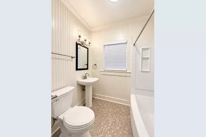 317 E Locust Street, Angleton, TX 77515 - Photo 13