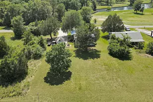 890 Paradise Dr, Coldspring, TX 77331 - Photo 3