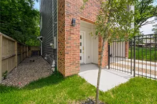 2805 Tierwester St, Houston, TX 77004 - Photo 33