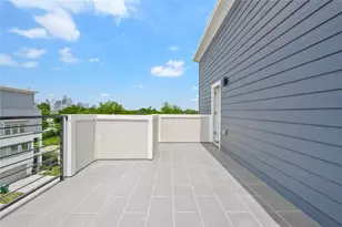 2805 Tierwester St, Houston, TX 77004 - Photo 27