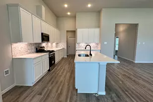 13627 Lago Vis Dr, Iowa Colony, TX 77583 - Photo 7