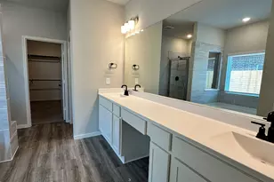 13627 Lago Vis Dr, Iowa Colony, TX 77583 - Photo 9