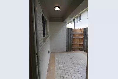 5722 N Braeswood Boulevard, Houston, TX 77096 - Photo 21
