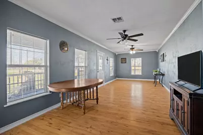 2006 Main Street, Danbury, TX 77534 - Photo 9