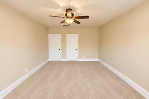 13101 Hollow Garden Lane, Rosharon, TX 77583 - Photo 21