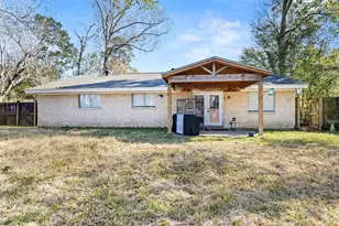 1845 King Arthur Ct, Pinehurst, TX 77630 - Photo 23