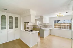 5707 Ash Oak Dr, Houston, TX 77091 - Photo 15