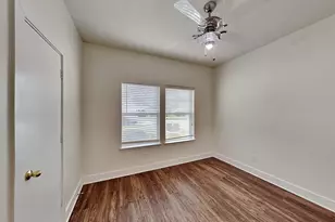 804 Lightningbug Ln, Conroe, TX 77301 - Photo 19