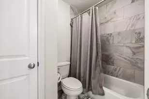 2725 Lakeside Shr Dr, League City, TX 77573 - Photo 23