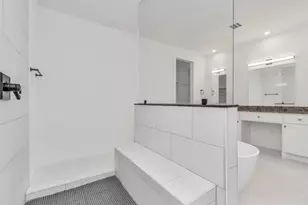 5616 Savyon Dr, Houston, TX 77091 - Photo 9