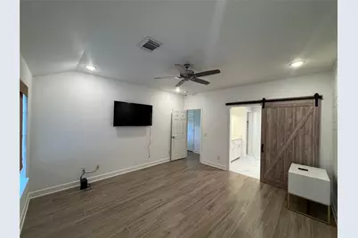 2601 S Broadway Street #9, La Porte, TX 77571 - Photo 13