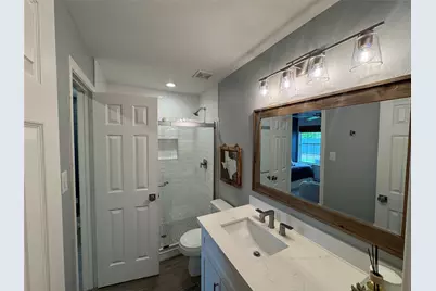 2601 S Broadway Street #9, La Porte, TX 77571 - Photo 15