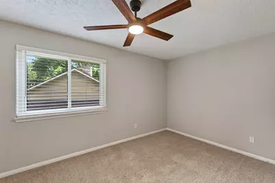 1 N Birchcane Court, The Woodlands, TX 77381 - Photo 31