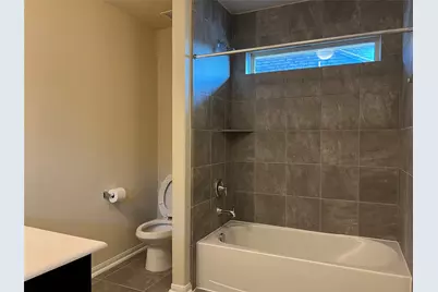 331 W Bend Drive, League City, TX 77573 - Photo 13