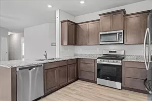 1605 Navarro Dr, Brenham, TX 77833 - Photo 21