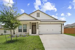1605 Navarro Dr, Brenham, TX 77833 - Photo 1