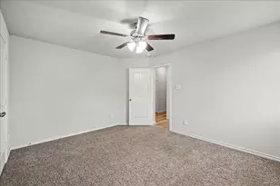 1605 Navarro Dr, Brenham, TX 77833 - Photo 15