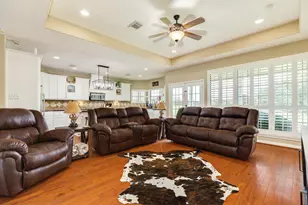 1132 Mill Rd, Angleton, TX 77515 - Photo 17