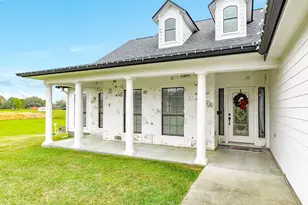 1132 Mill Rd, Angleton, TX 77515 - Photo 5