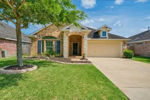 1211 Quarterhorse Dr, Alvin, TX 77511 - Photo 1