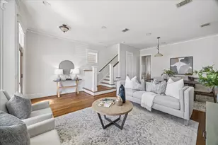 1534 Nicholson St, Houston, TX 77008 - Photo 9