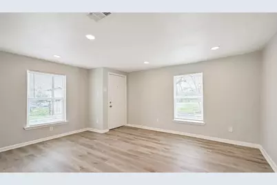 1428 E 36th Street, Houston, TX 77022 - Photo 3