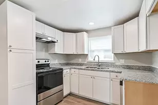 1428 E 36th St, Houston, TX 77022 - Photo 5