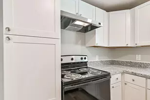1428 E 36th St, Houston, TX 77022 - Photo 7