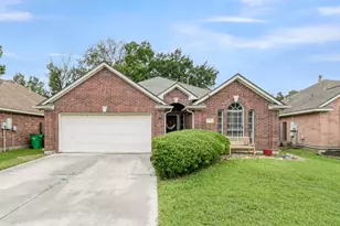 30915 Trinket Dr, Spring, TX 77386 - Photo 3