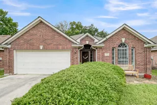 30915 Trinket Dr, Spring, TX 77386 - Photo 5
