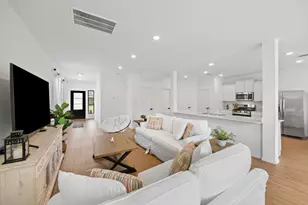 2019 Iris Hls Ln, Crosby, TX 77532 - Photo 9