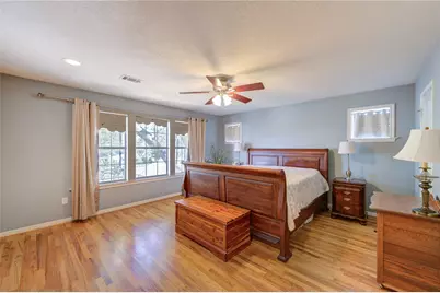 1550 Sue Barnett Drive, Houston, TX 77018 - Photo 19