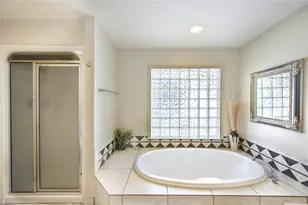 1550 Sue Barnett Dr, Houston, TX 77018 - Photo 21