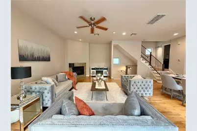 1910 Woodbury Street, Houston, TX 77030 - Photo 15