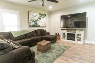 201 Carol St, West Orange, TX 77630 - Photo 5