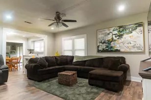 201 Carol St, West Orange, TX 77630 - Photo 1