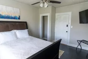 201 Carol St, West Orange, TX 77630 - Photo 11