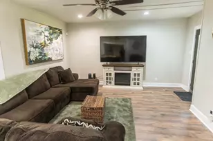 201 Carol St, West Orange, TX 77630 - Photo 3