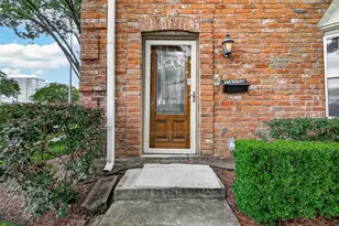 14359 Lost Meadow Ln, Houston, TX 77079 - Photo 3