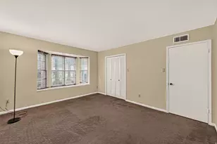 14359 Lost Meadow Ln, Houston, TX 77079 - Photo 11