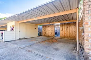 14359 Lost Meadow Ln, Houston, TX 77079 - Photo 23