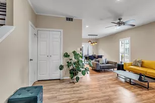 701 Bering Dr, Houston, TX 77057 - Photo 3